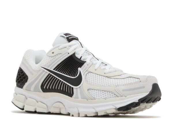 Nike Zoom Vomero 5 White Black - Image 2